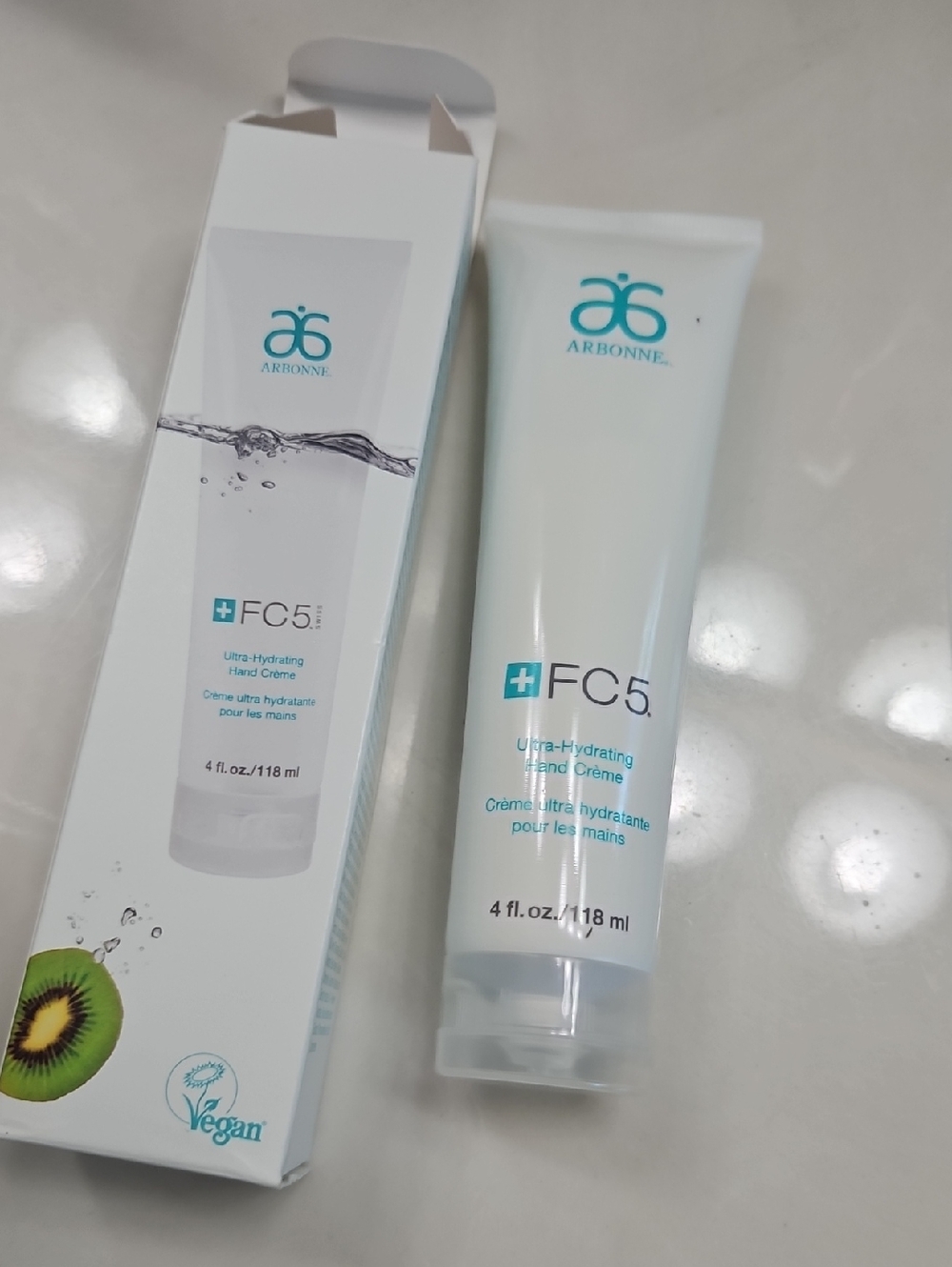 Arbonne FC5 Ultra-Hydrating Hand Crème - White with Teal Logo